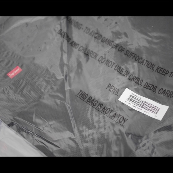 Supreme Canvas Tote Black - Picture 5 of 5